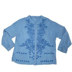 Caite floral embroidered soft long sleeve button up chambray blue shirt sz small